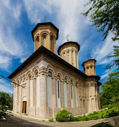 Private half-day trip to Snagov Monastery and Mogosoaia Palace